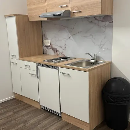 Business Park B7 Apartment *